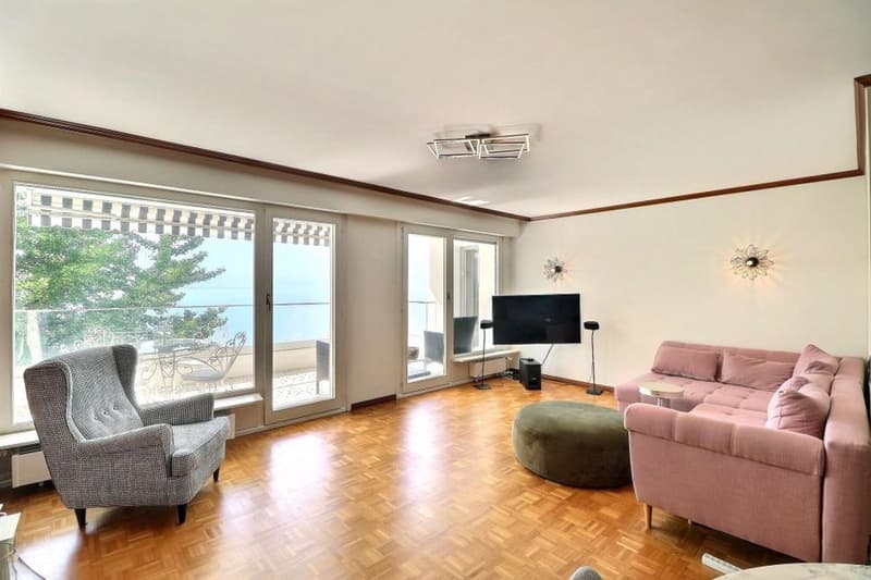 SITUATION UNIQUE AU BORD DU LAC POUR CET APPARTEMENT DE 4,5 PIECES AVEC TRES BELLE VUE (5)