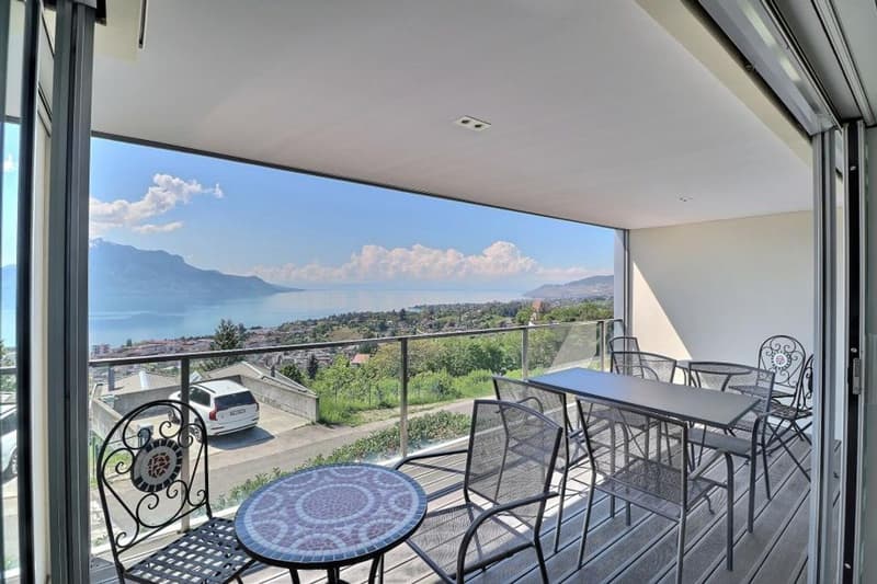 APPARTEMENT DE 5,5 PIECES AVEC UNE VUE GRANDIOSE ET EN TRES BON ETAT (5)