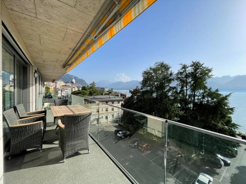 GRAND BALCON DE 14 M2