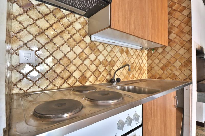 RARE - House to renovate (5)