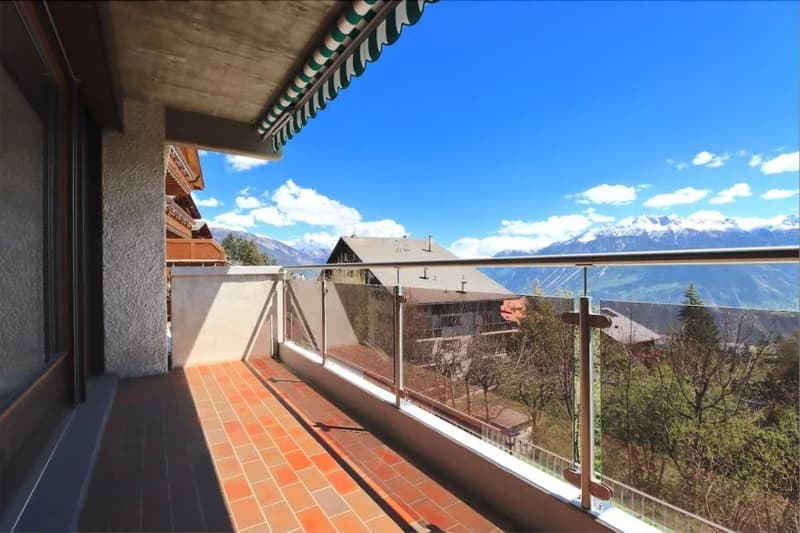 PPE lot in secondary residence with panoramic view (2)