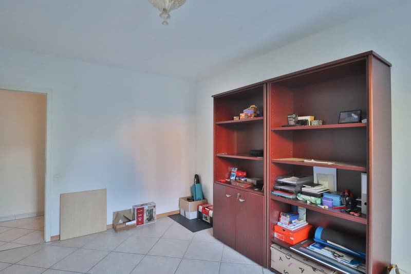 Apartment in PPE of 85.40 m2 with garden (11)