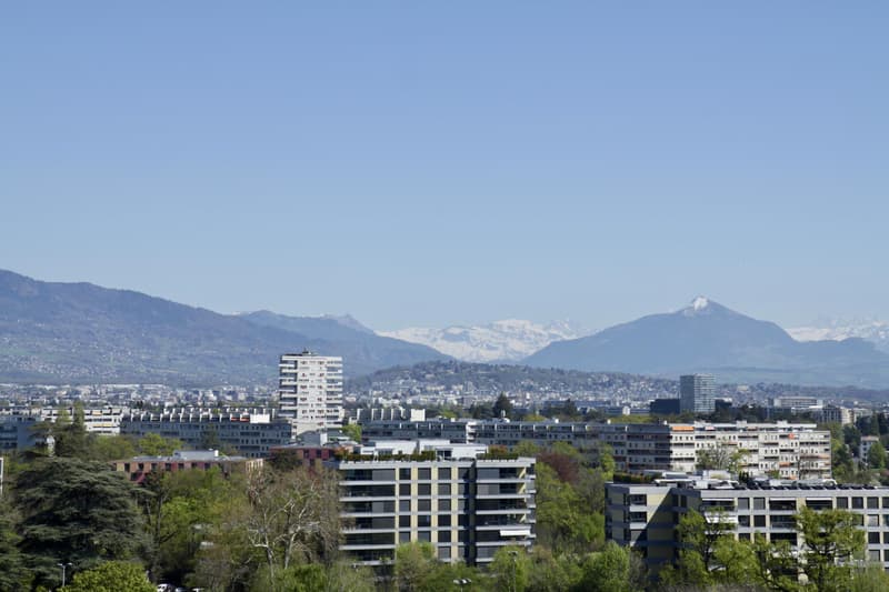 Cologny Parc: Attique d'exception avec vue panoramique! (3)
