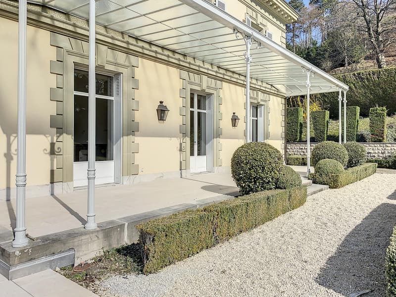 Propriété d'exception et de prestige (entièrement rénovée) (11)