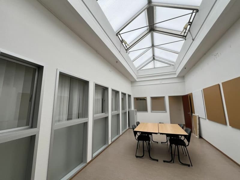 Rendement brut escompté de 8.69 % - Bureaux/commercial de 652 m² (8)
