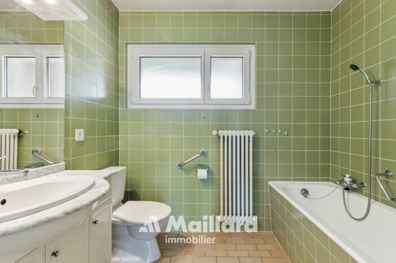 Élégante propriété familiale au coeur de la verdure (15)