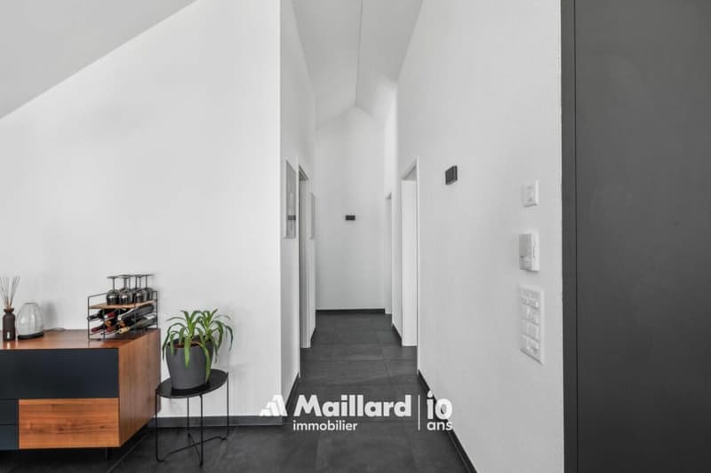 Attique de 97m2 avec balcon et jardin à Sugiez (8)