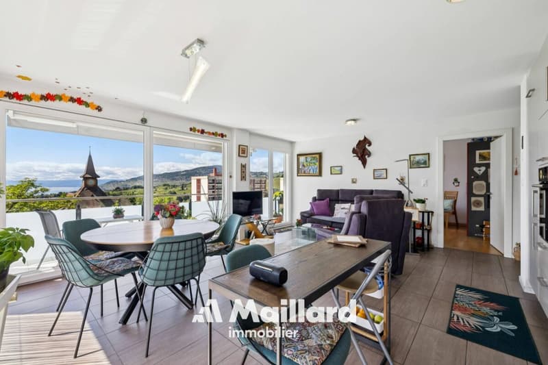 Appartement de 3.5 pièces avec une magnifique vue sur le lac (3)