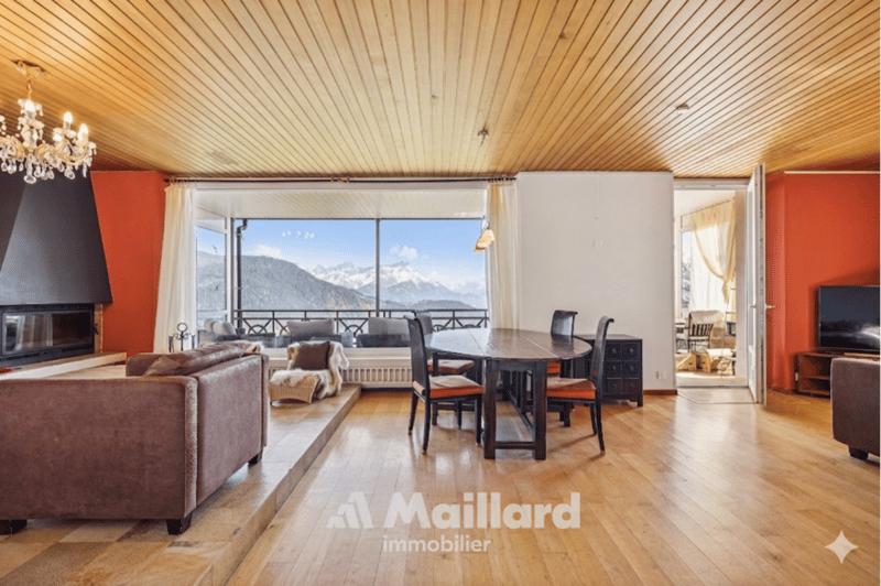 Spacieux appartement 2.5 pièces avec vue majestueuse! (4)