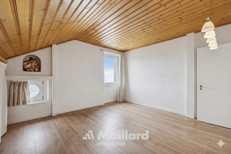 Ambiance cosy pour cet appartement de 3.5 pièces avec vue grandiose! (4)