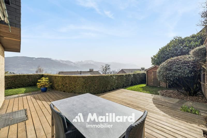 Magnifique appartement de 6.5 pièces avec vue panoramique sur les Alpes (3)