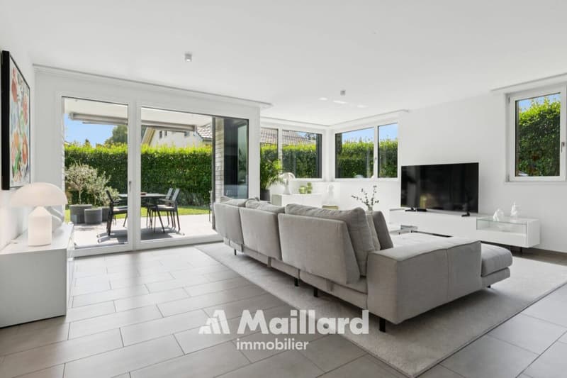Superbe appartement de 3.5 pièces avec terrasse et vaste jardin privatif à Epalinges (3)