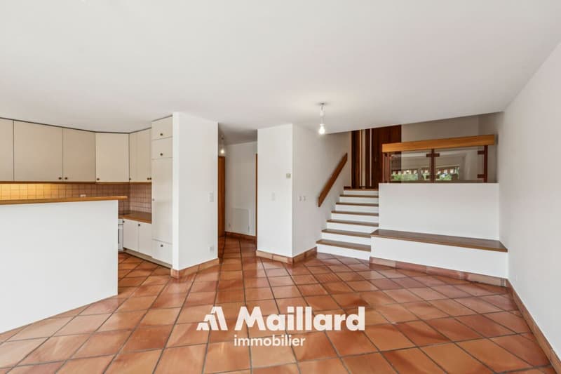 Charmant appartement lumineux de 3.5 pièces situé dans un environnement paisible (2)