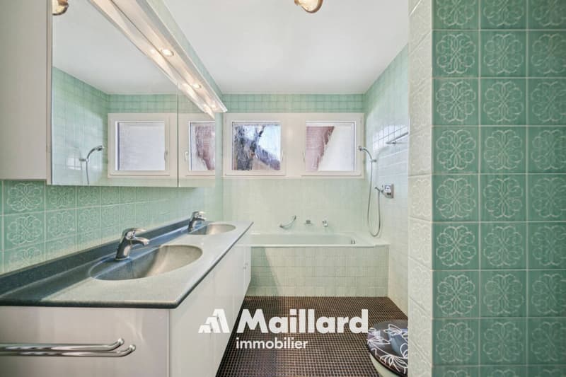 Épendes - Généreuse villa individuelle de 2 logements avec dépendance (9)
