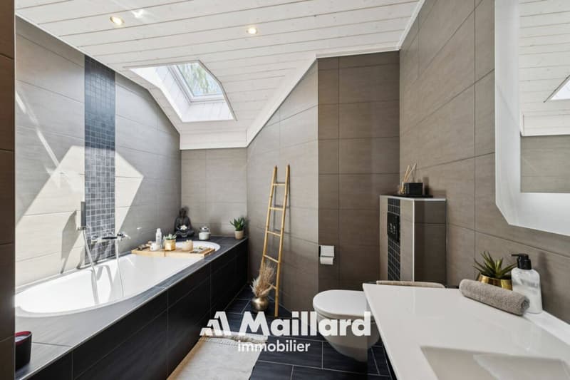 Villa contemporaine avec piscine dans un cadre naturel exceptionnel (13)
