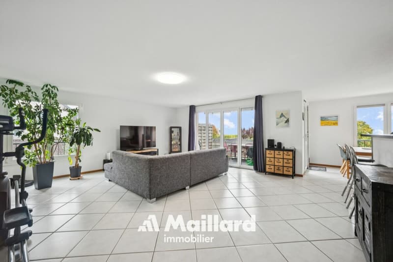 Spacieux appartement de 4.5 pièces avec vue sur le lac (5)