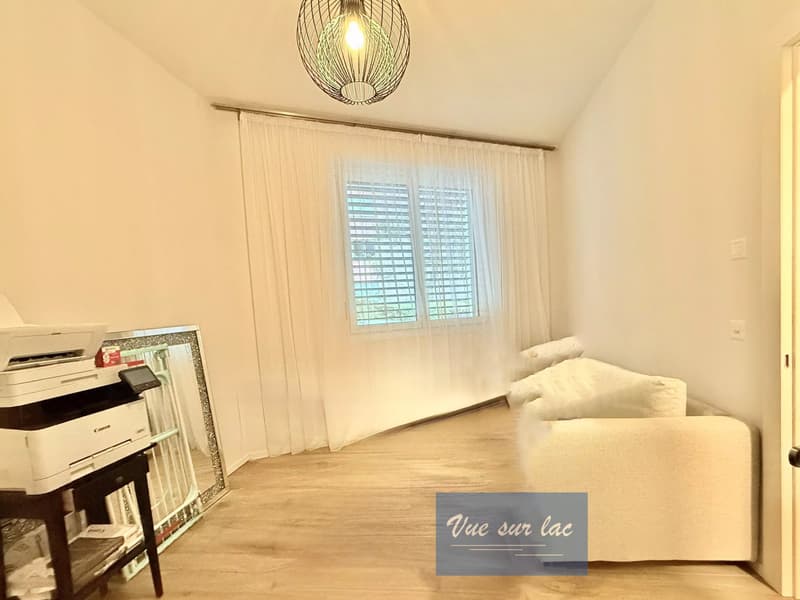 Apparemment moderne avec belle vue ? Vente autorisée aux étrangers (12)