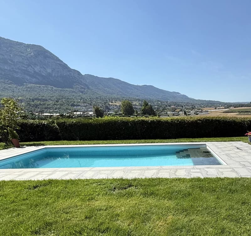 VILLA DE LUXE À VESSY AVEC VUE CAMPAGNE ET PISCINE (2)