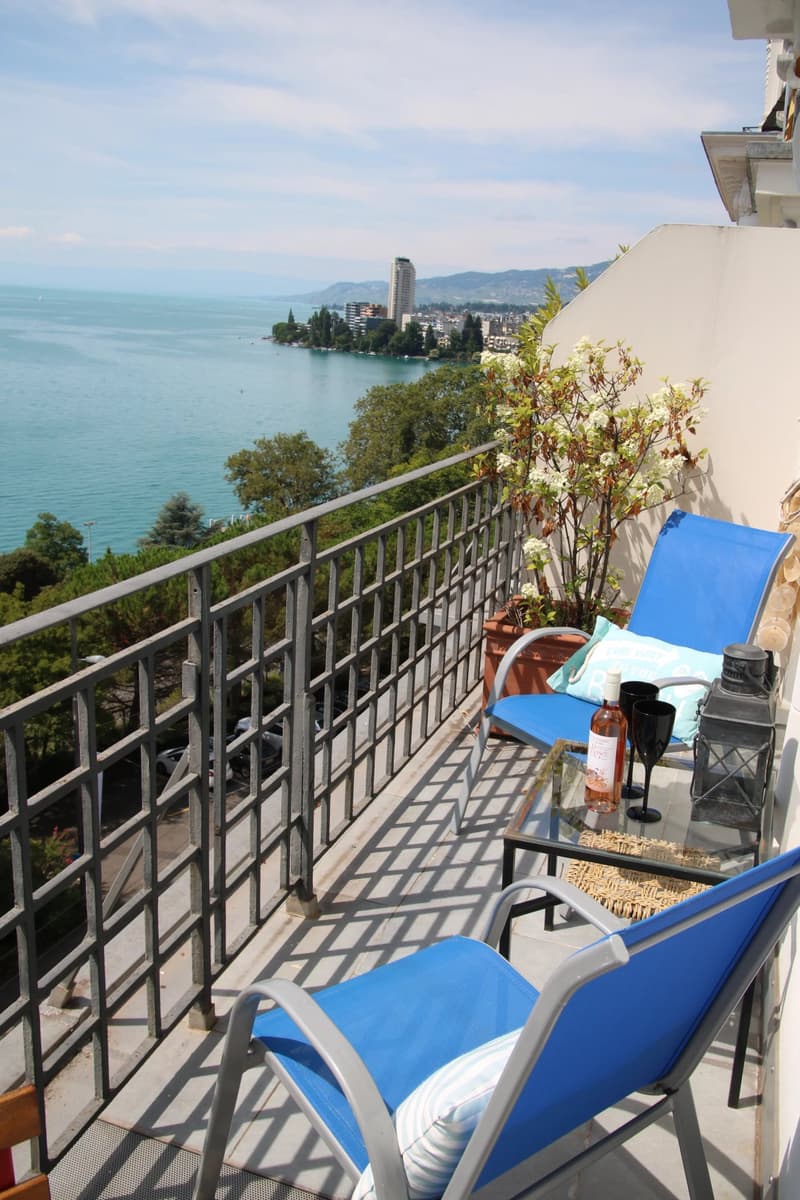 Frontline lakefront furnished Apartment  with Spectacular Views (5)