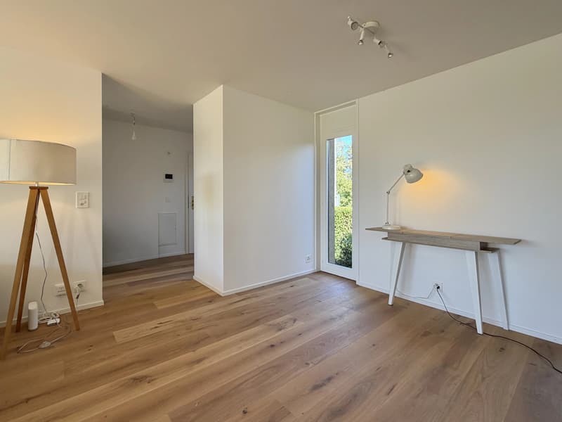 Appartement central, meublé et rénové haut de gamme, proche de TOUT et l'EPFL (5)