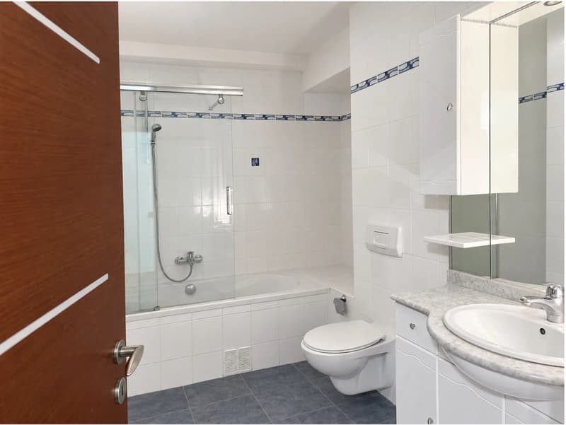 Spacieux appartement au centre de Montreux ? Face au lac ? Vente autorisée aux étrangers (8)