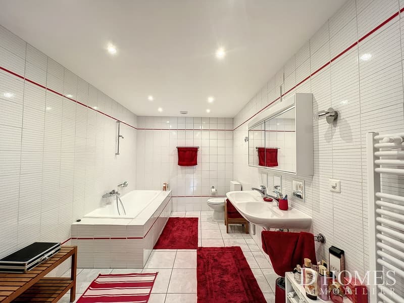 Spacieuse Maison Villageoise Entièrement Rénovée (8)
