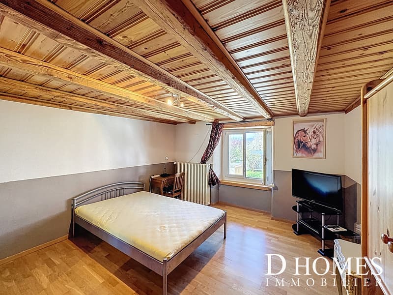 EN EXCLUSIVITÉ - Maison villageoise avec beau potentiel (9)
