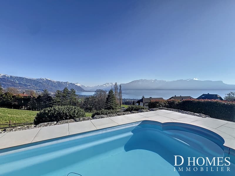 EN EXCLUSIVITÉ I Magnifique villa avec vue imprenable sur le lac (11)