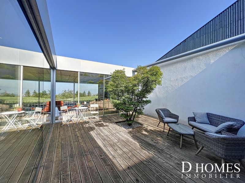EN EXCLUSIVITÉ I Villa contemporaine en duplex avec vue sur le lac (3)