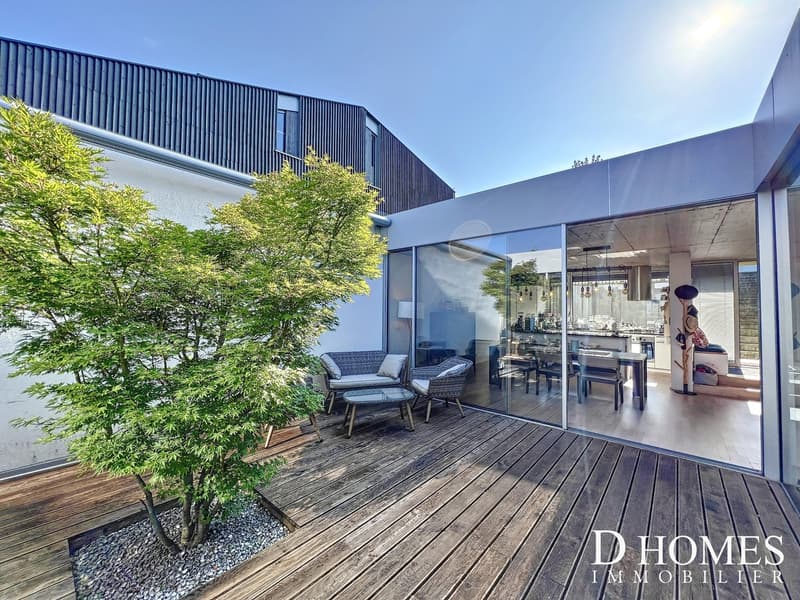 EN EXCLUSIVITÉ I Villa contemporaine en duplex avec vue sur le lac (13)