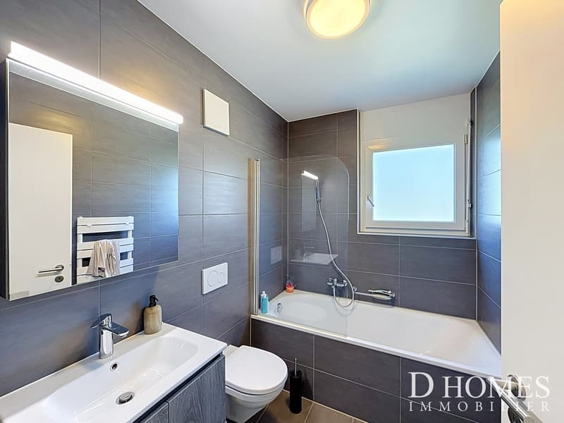 EN EXCLUSIVITÉ I Magnifique appartement de 3 pièces avec vue lac (6)