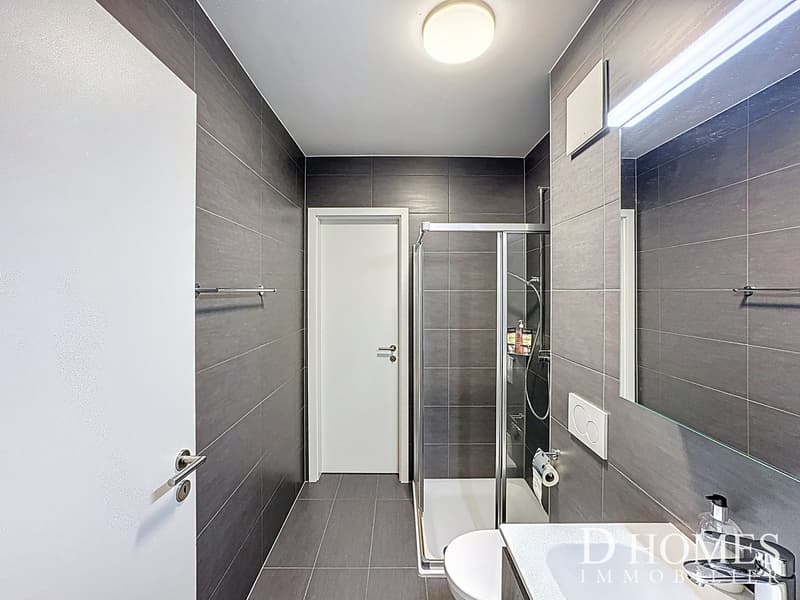 EN EXCLUSIVITÉ I Magnifique appartement de 3 pièces avec vue lac (8)