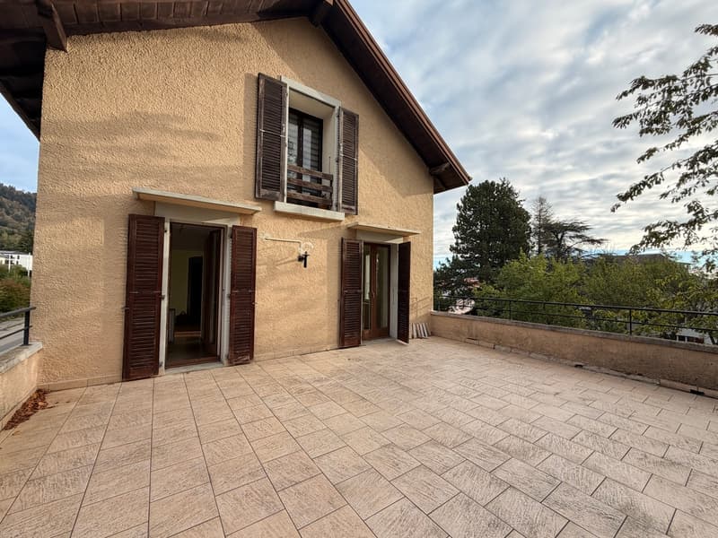 Appartement de 3,5 pièces avec grande terrasse (1)