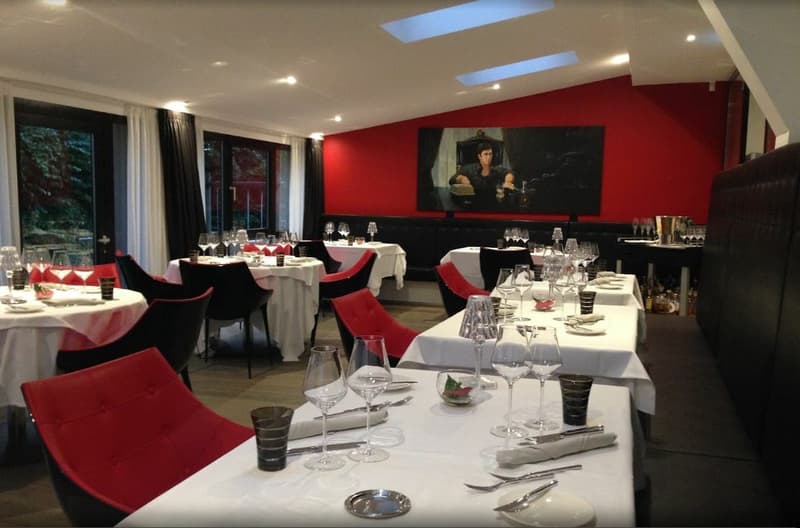 À louer magnifique restaurant de 295 m2 à Villars-sur-Glâne (3)