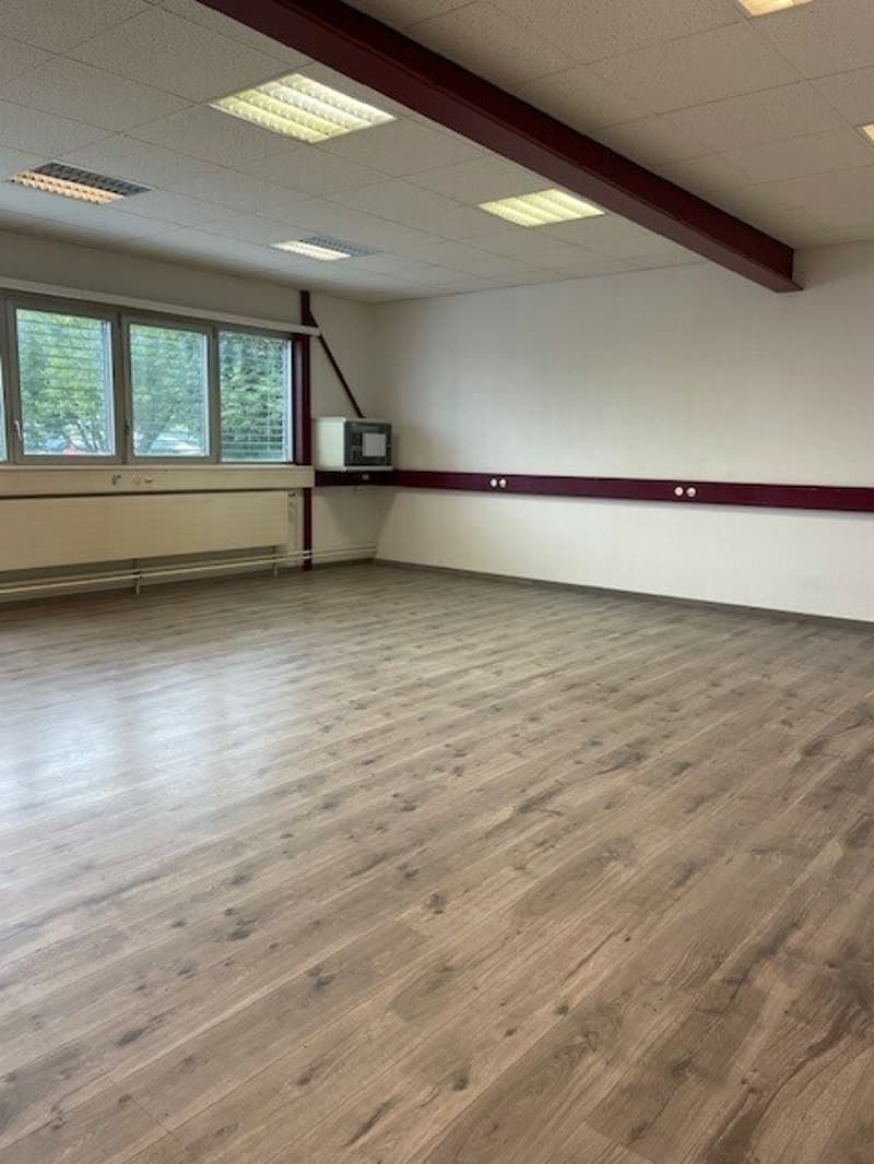 Open space 1er étage environ 51m2