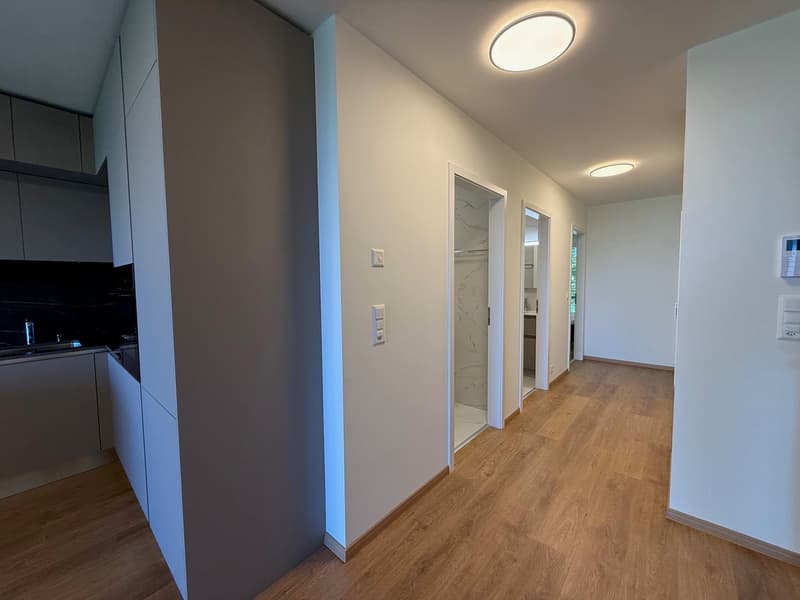 Beau 3.5 pièce neuf de stanting avec terrasse & jardin dans résidence avec piscine (11)