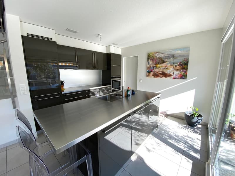 Spacieux appartement en duplex de 5.5 pièces à Noville (14)