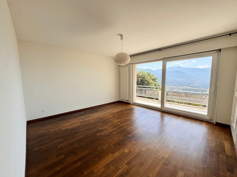 Magnifique appartement de 4,5 pièces avec vue dominante sur le lac (12)