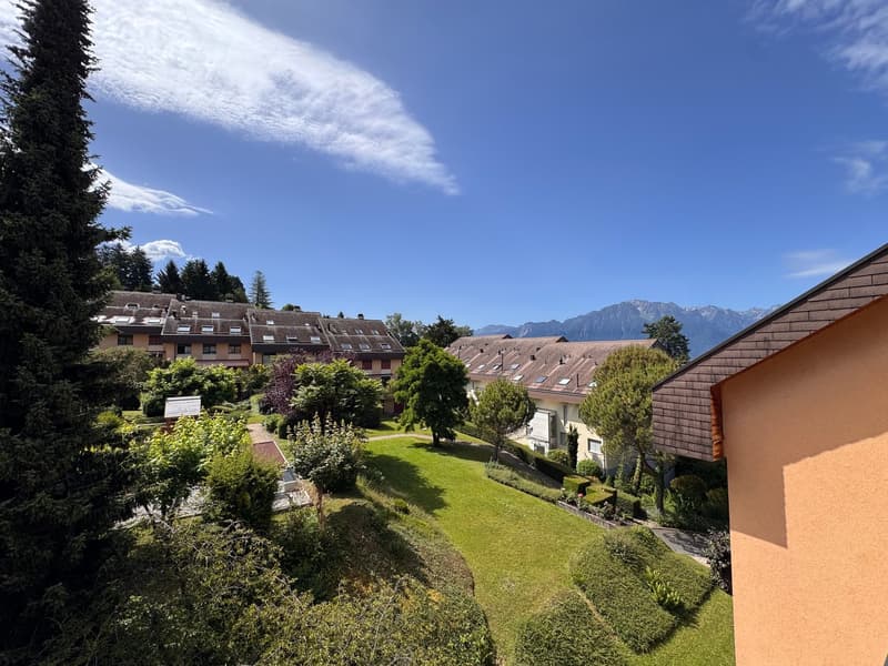 Bel appartement meublé de 2,5 pièces avec balcon à Brent (11)