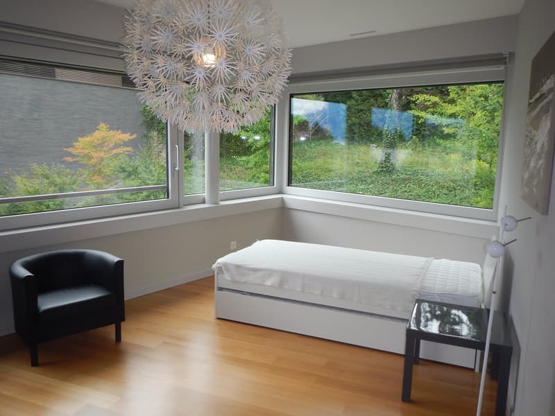 Spacieux appartement meublé de 4,5 pièces d'env. 160 m2 à La Tour-de-Peilz (16)