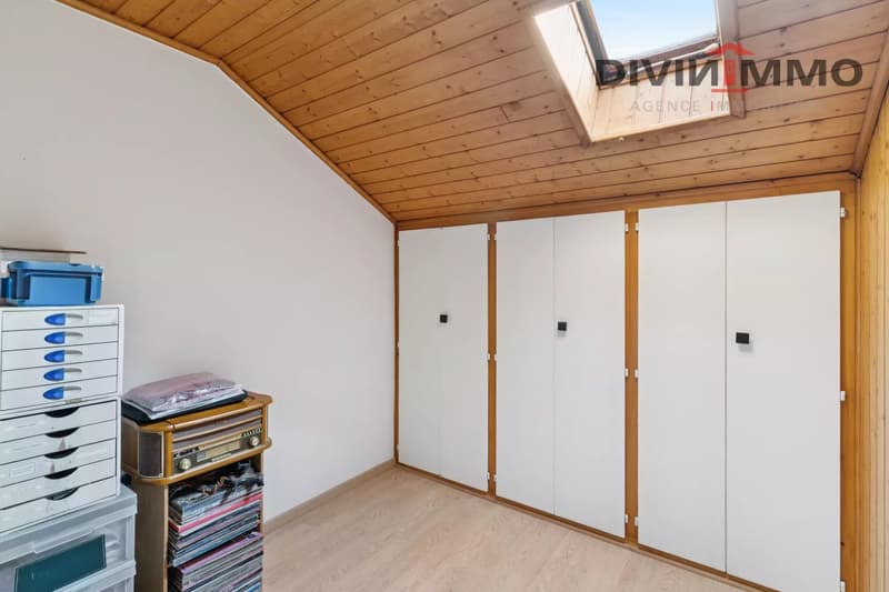 Duplex de 5.5 pièces dans une maison villageoise (7)