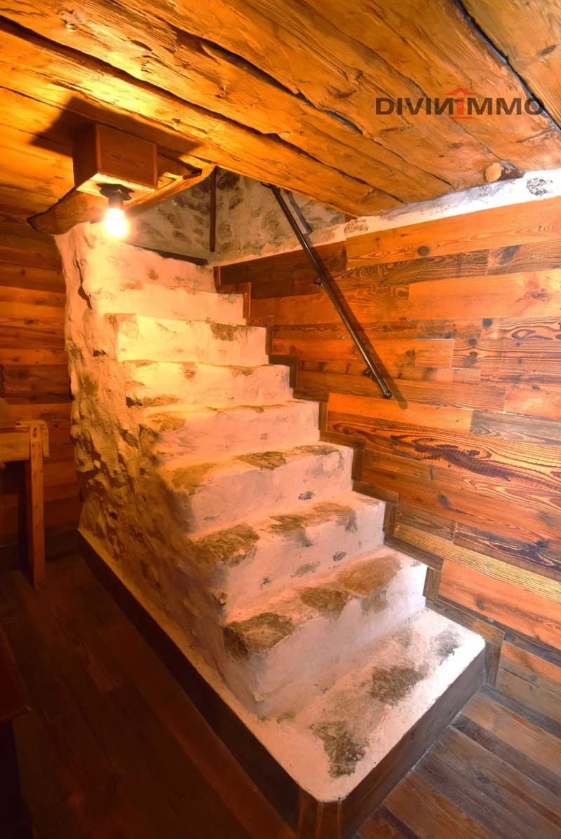 Chalet atypique aux Mayens-de-My de Conthey (8)