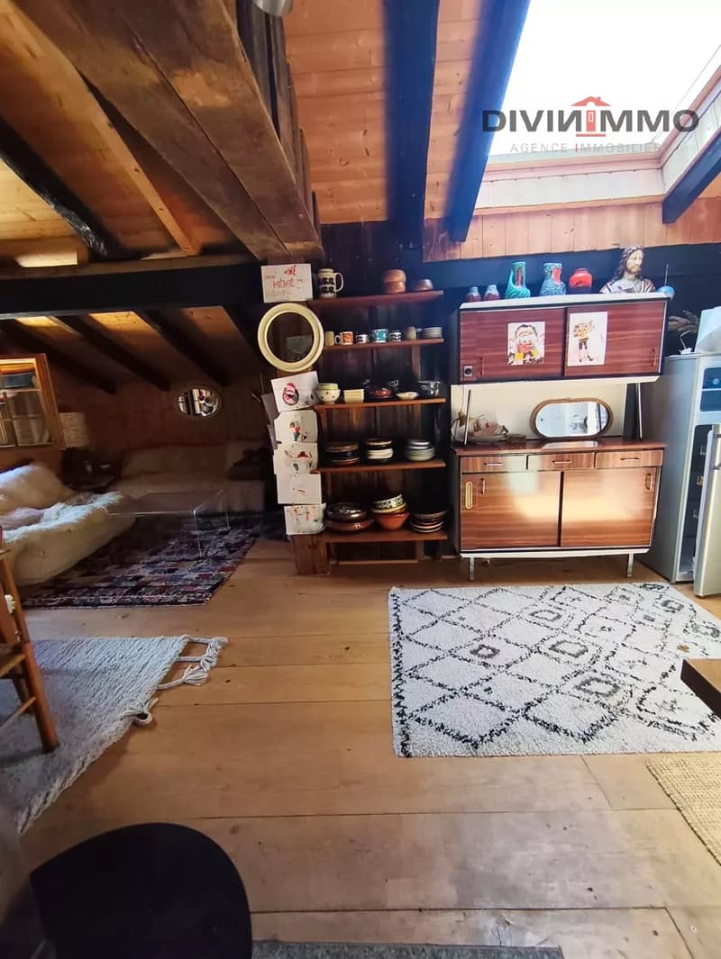 Chalet de charme dans une situation privilégiée (12)