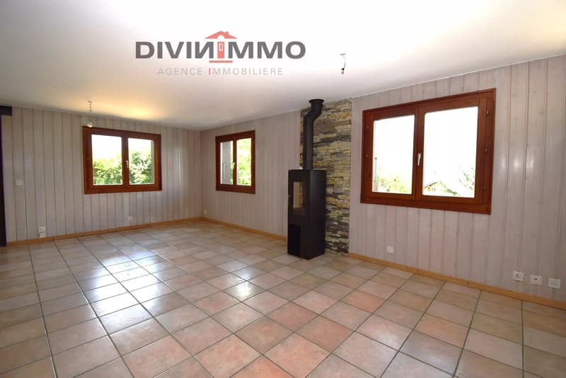 Belle maison avec spa, garage et couvert (2)