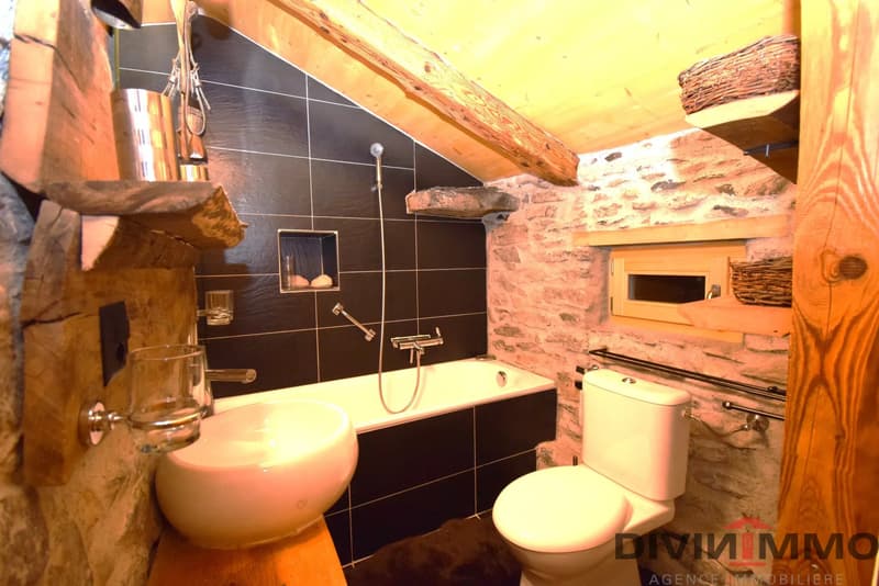Chalet atypique aux Mayens-de-My de Conthey (10)