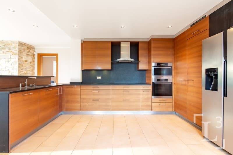 Cuisine équipée / Fully equipped kitchen