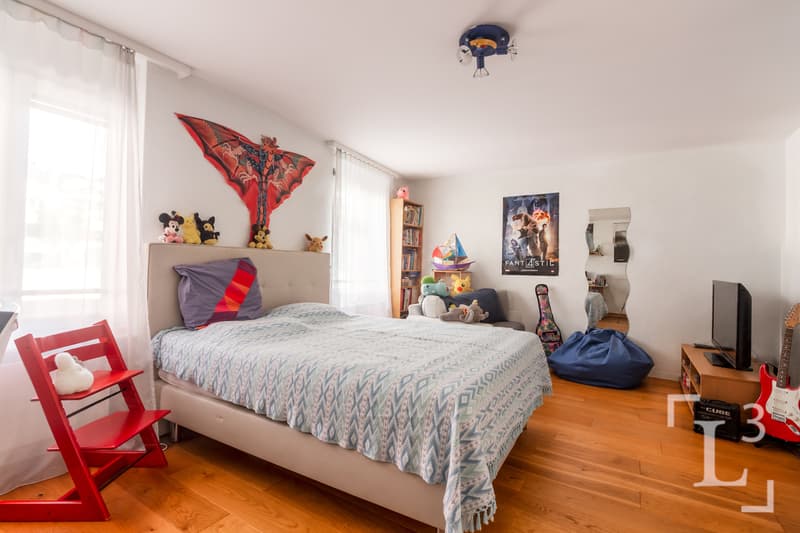 Chambre 1 (1er étage) / Bedroom 1 (1st floor)