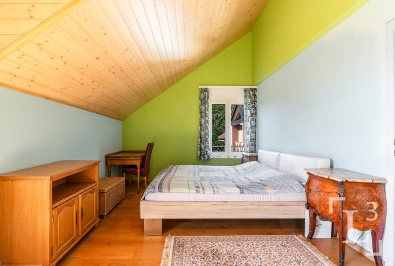 Chambre 2 (1er étage) / Bedroom 2 (1st floor)