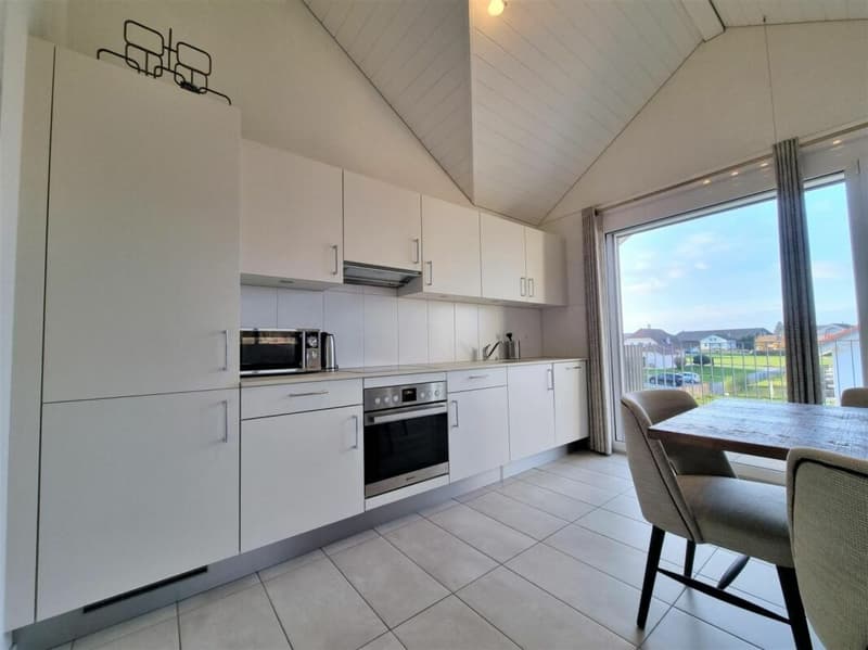 Grandcour - Appartement meublé 3.5 pièces au dernier étage (5)