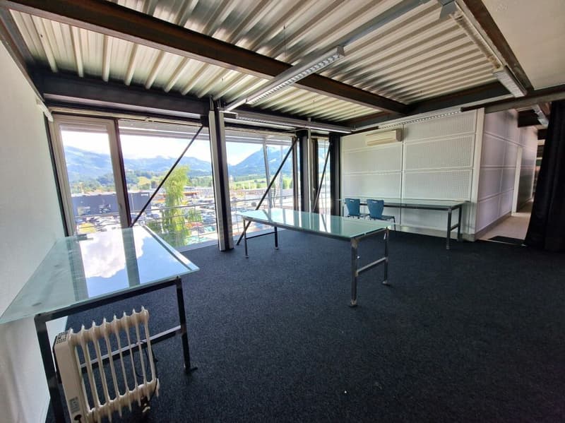 La Tour-de-Trême - Surface administrative de 400 m2 au 1er étage (1)